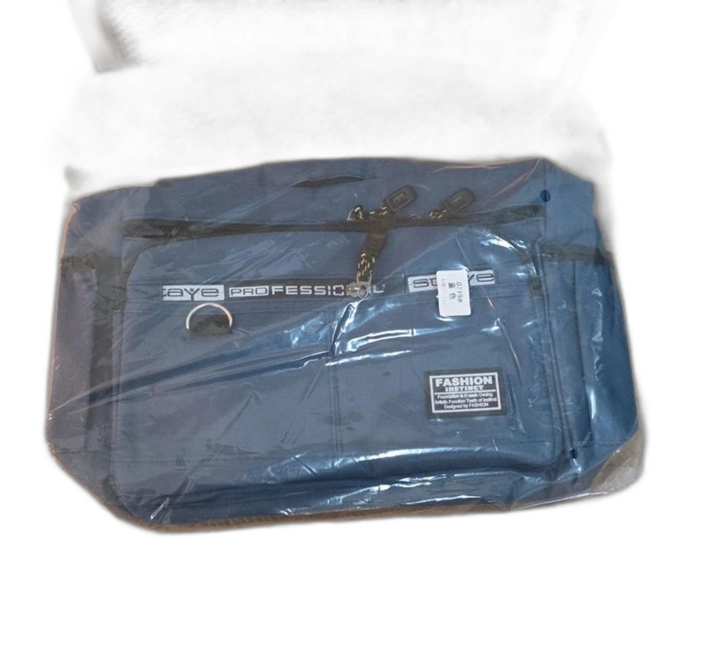 Brand New Professional Travel Duffel Bag with Shoulder Strap – Navy Blue